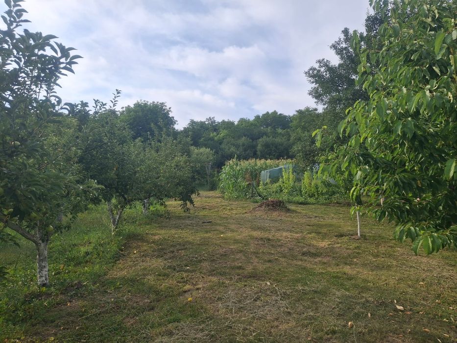 Casă de vânzare cu mansardă