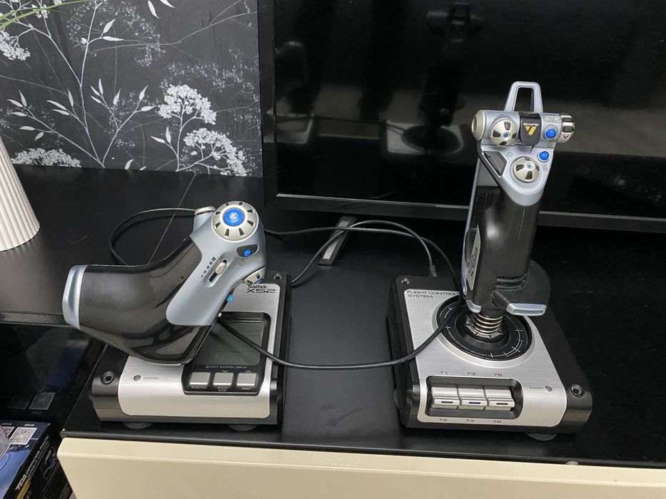 Джойстик для авиасимулятора