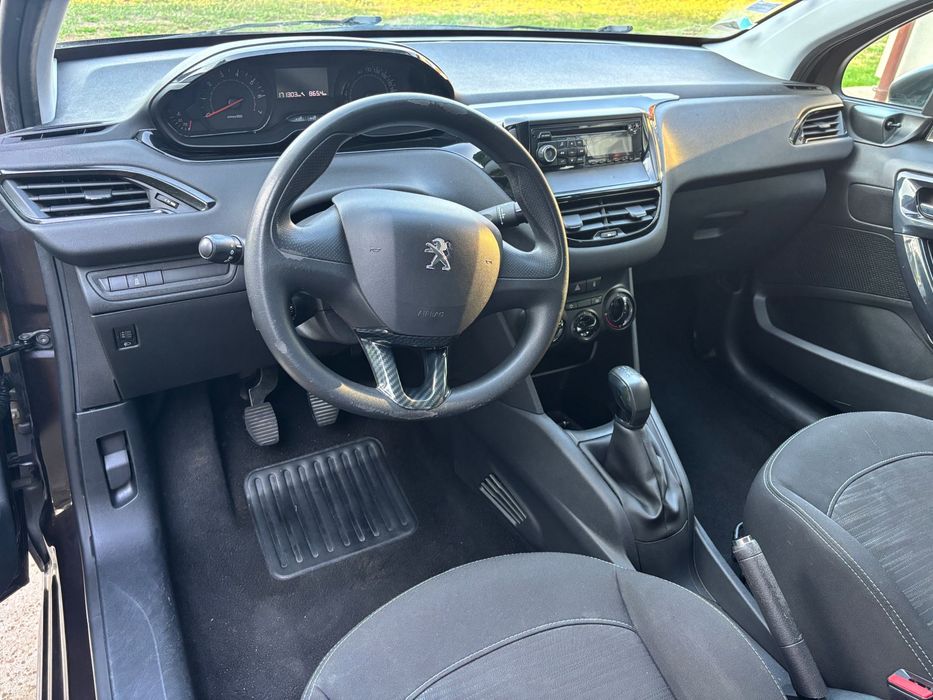 PEUGEOT 208 2013 — imagine 3