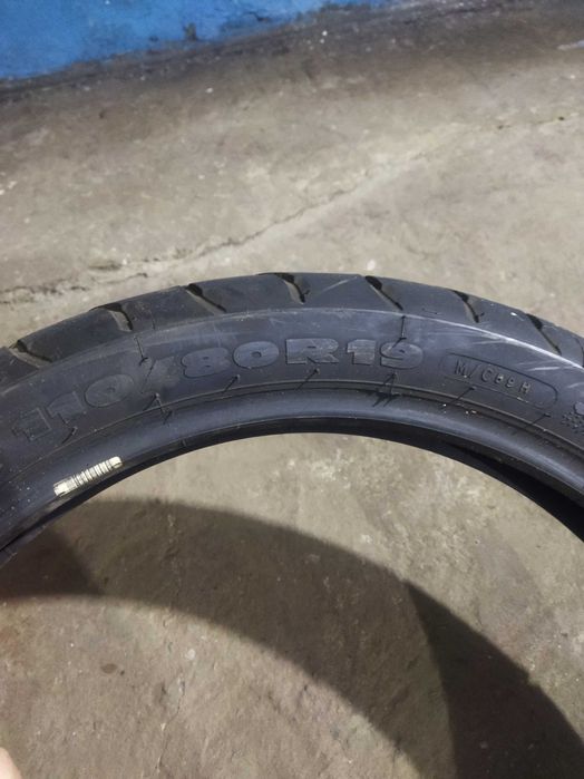 Продам резину на мотоцикл