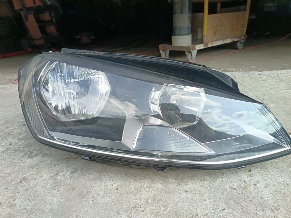 Far dreapta Volkswagen Golf 7 an 2013 2014 2015 2017