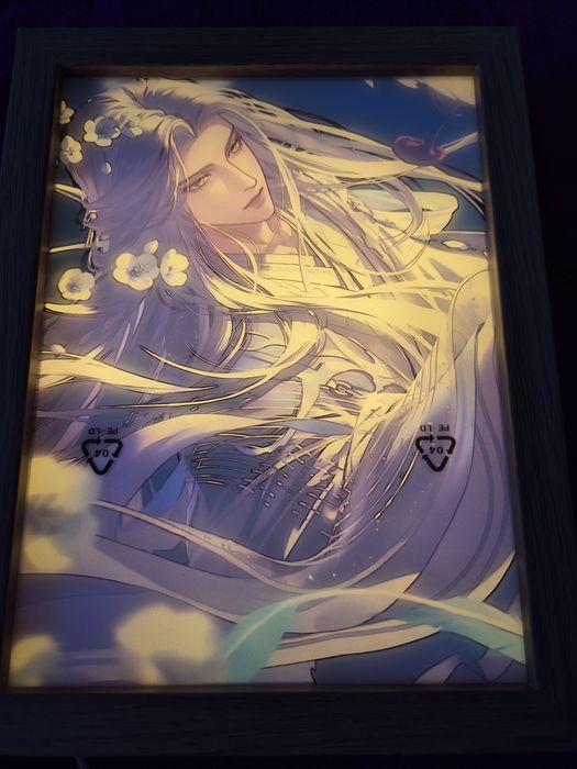 Светильник новый