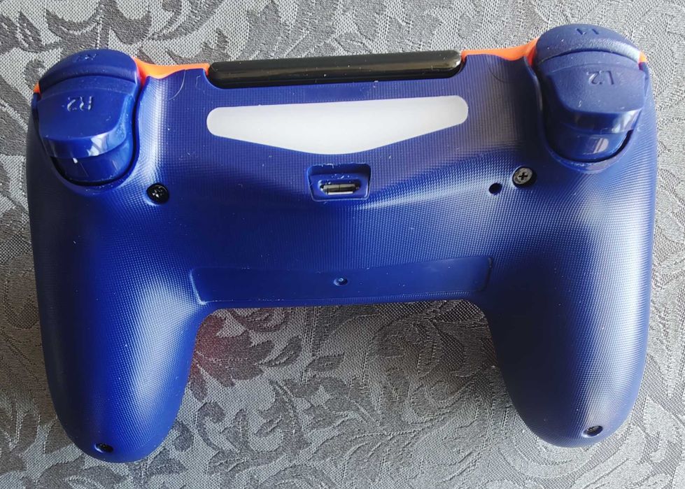 Джойстик контролер за PS4/PC жълт цвят