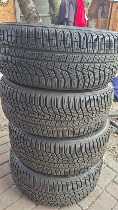 Vand 4 cauciucuri 225/50 R17