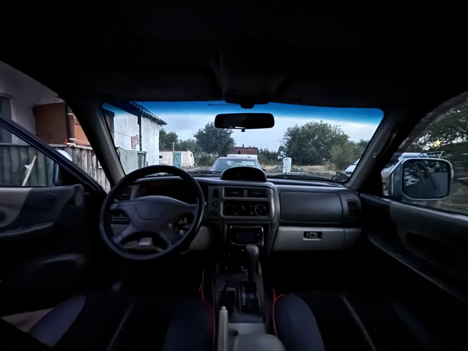 Продам машину Pajero Sport