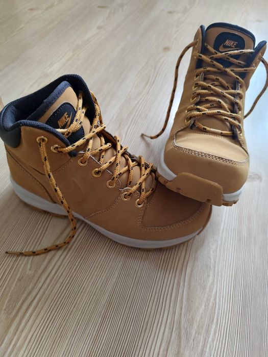 Ботуши Nike Manoa номер 40