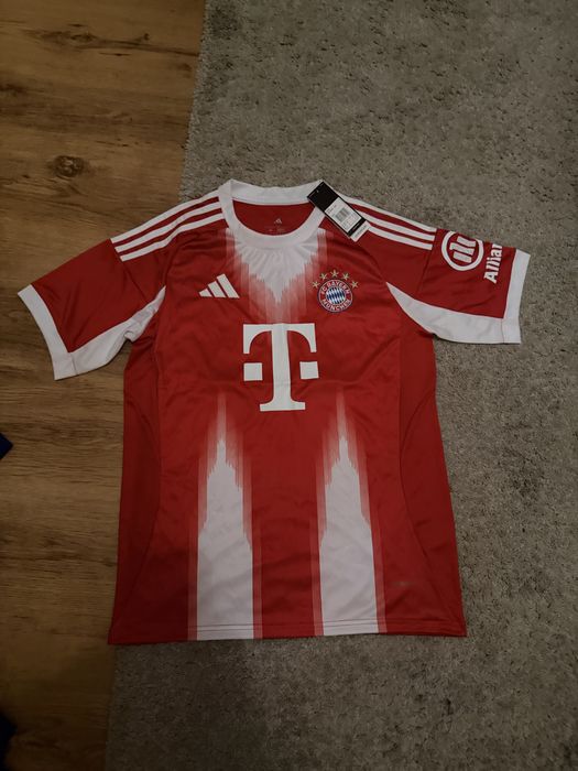 Tricou Luis Diaz