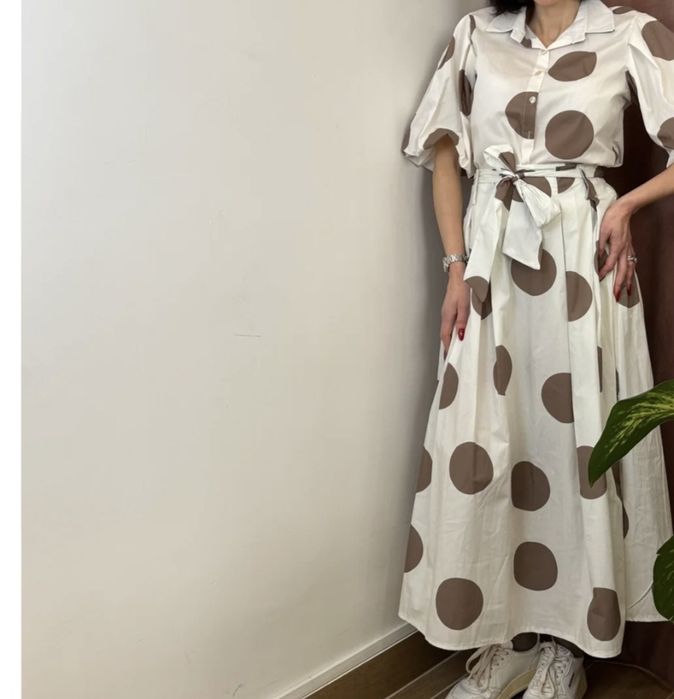 Costum două piese din colecția de primăvară Italia