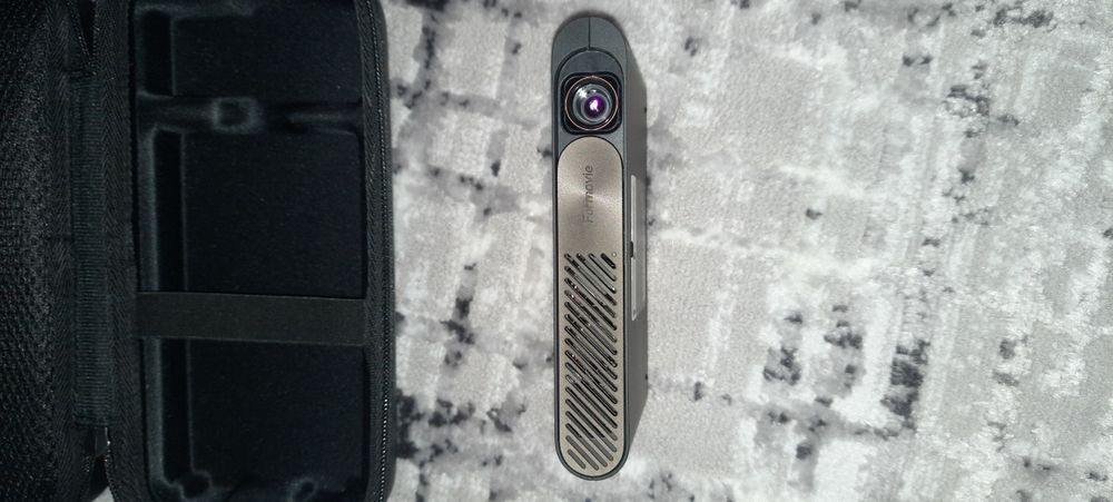 Vand sau schimb video proiector LASER de buzunar Formovie