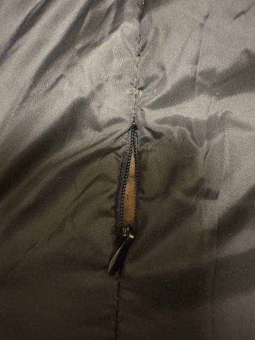 Туя юнгидан куртка колгани берул берилади.