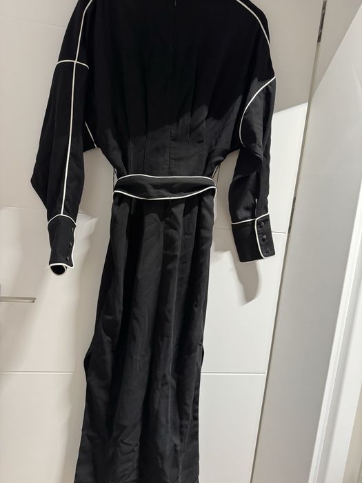 Karen Millen Petite Mono Satin Woven Crepe Contrast Piping Maxi Dress