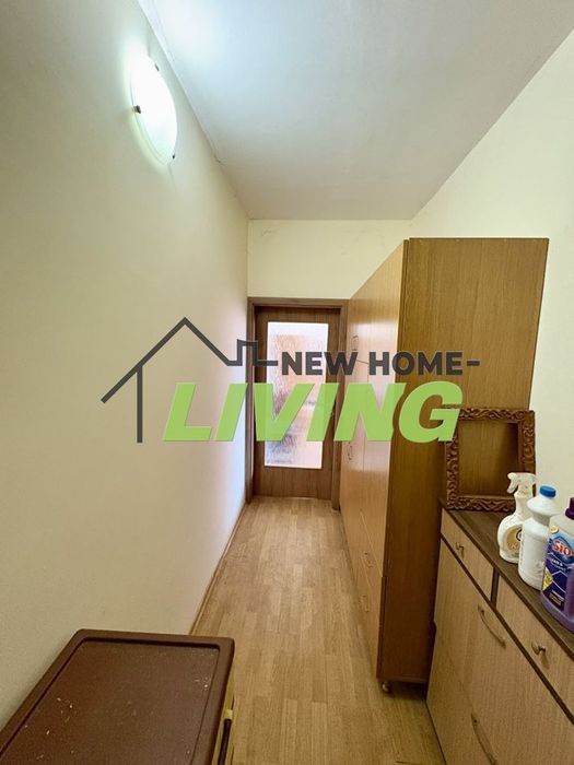 Продава се Едностаен апартамент в Пловдив, Тракия - 34 кв.м за 1971 €/кв.м - Снимка #4