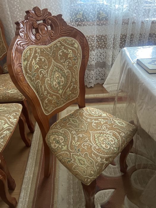 Стулья для гостинной