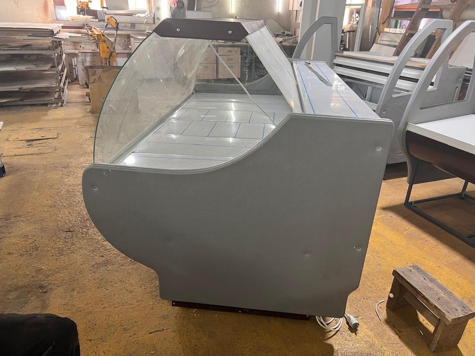 Витринные Холодильники