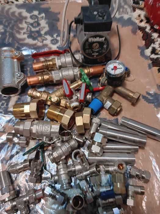 Pompă centrală Vaillant + robineți