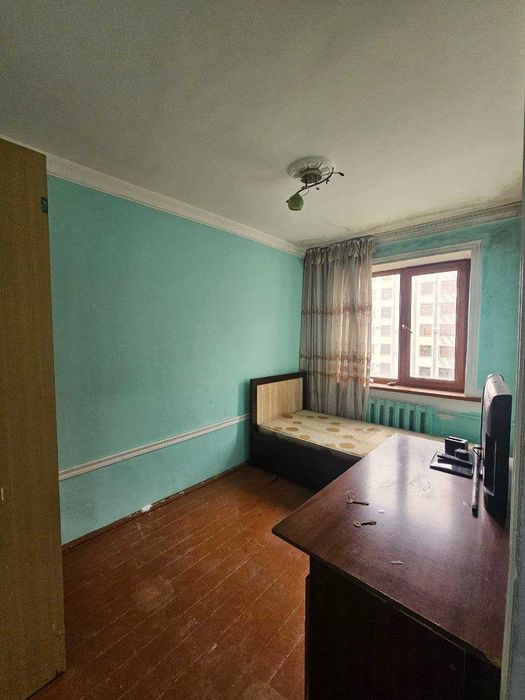 №13054  Продаётся 3-х комнатная 77-серия