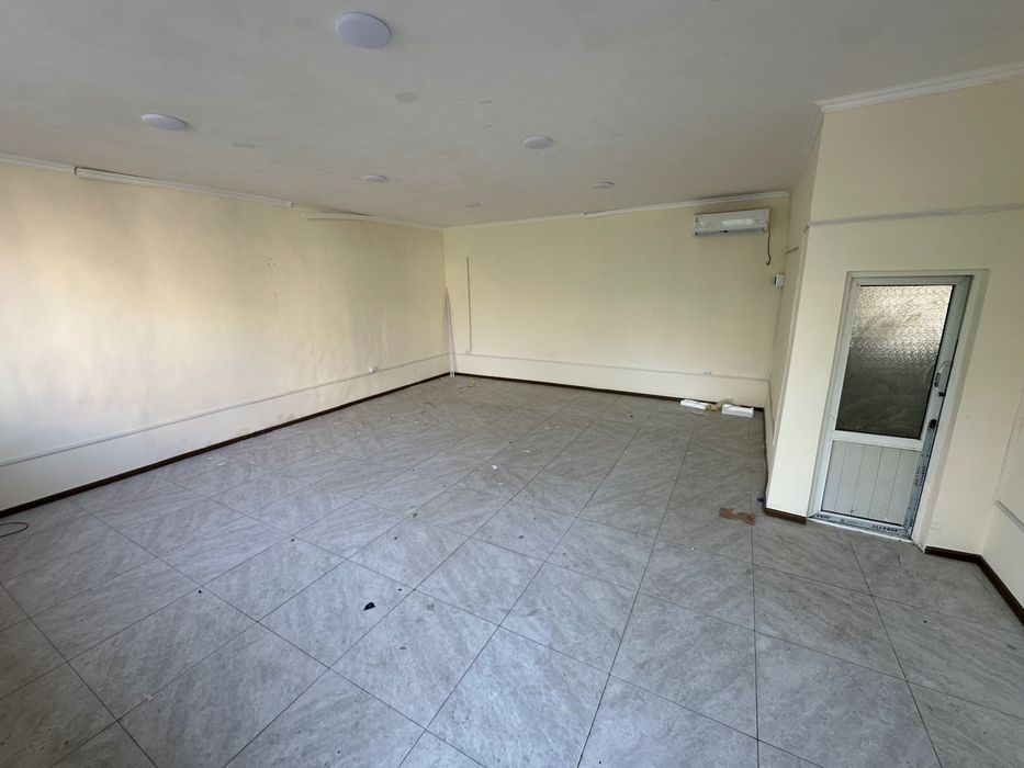 Сдается коммерческое помещение 50м2 на конечной автобусной остановки