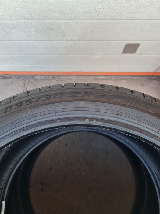 Летни гуми 2 броя PIRELLI PZero 295 30 R20 дот 3021
