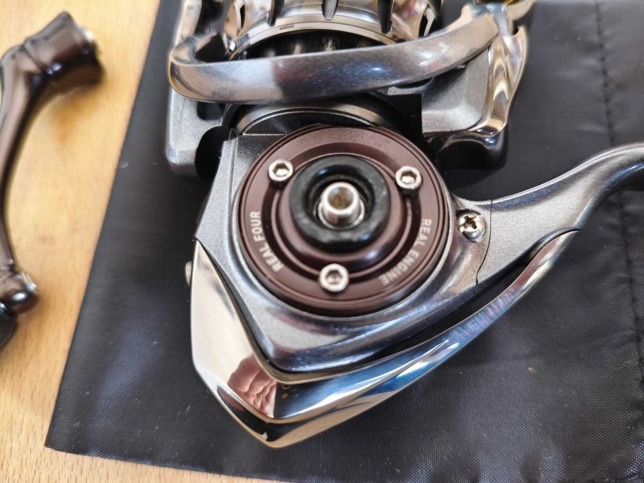 Mulinete Daiwa Certate si Luvias