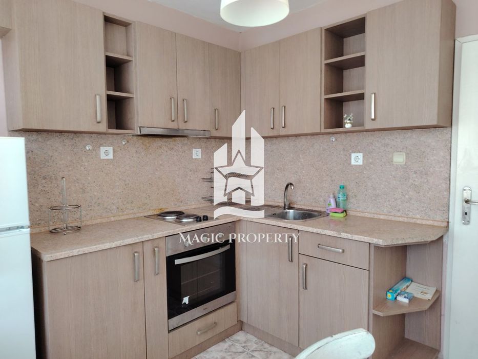 Дава се под наем Тристаен апартамент в Бургас, Възраждане - 65 кв.м за 341.7 € - Снимка #2