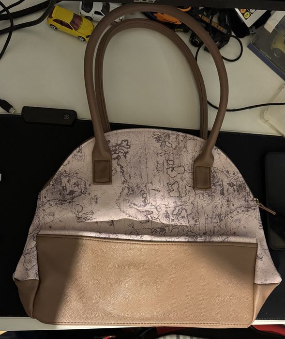 Чисто нова дамска чанта Avon