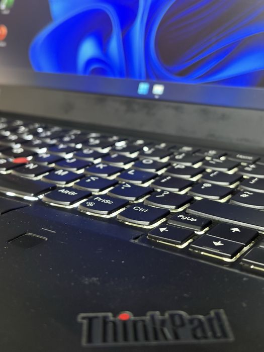 Kuchli Noutbuk Lenovo ThinkPad X1 Carbon