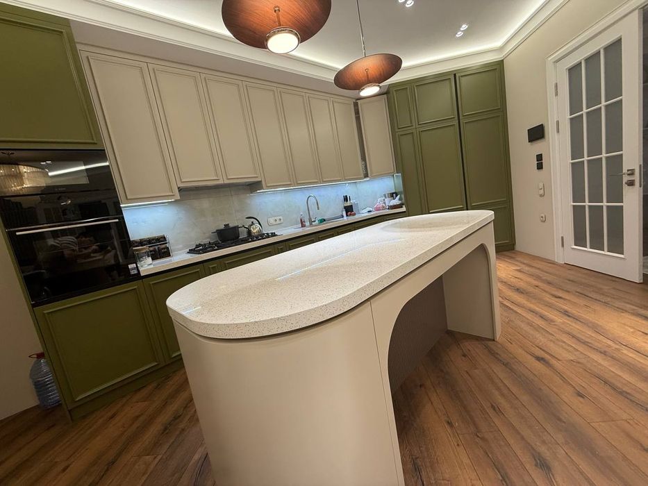 Akhmed Mebel dan AKSIYA