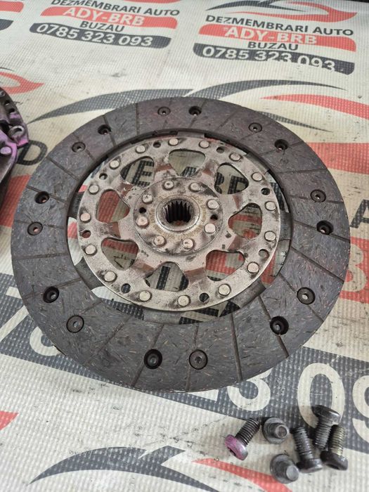 Kit ambreiaj Peugeot 307 1.6 hdi masa dubla an 2004