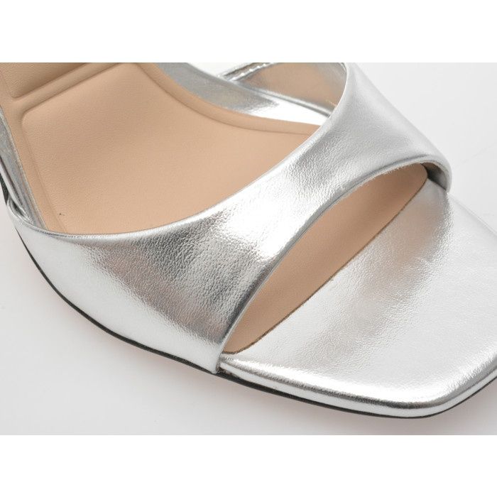 Sandale elegante arginti
