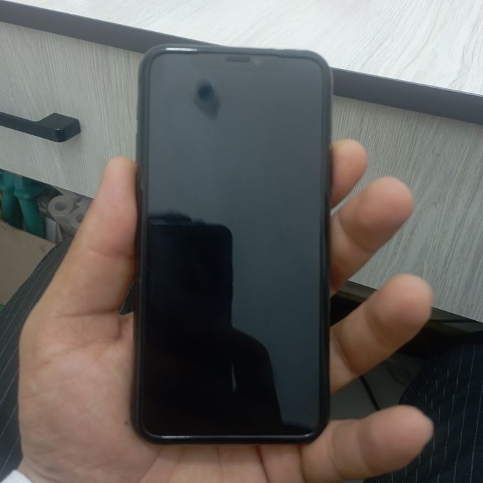 Iphone 11 pro holati zoʻr