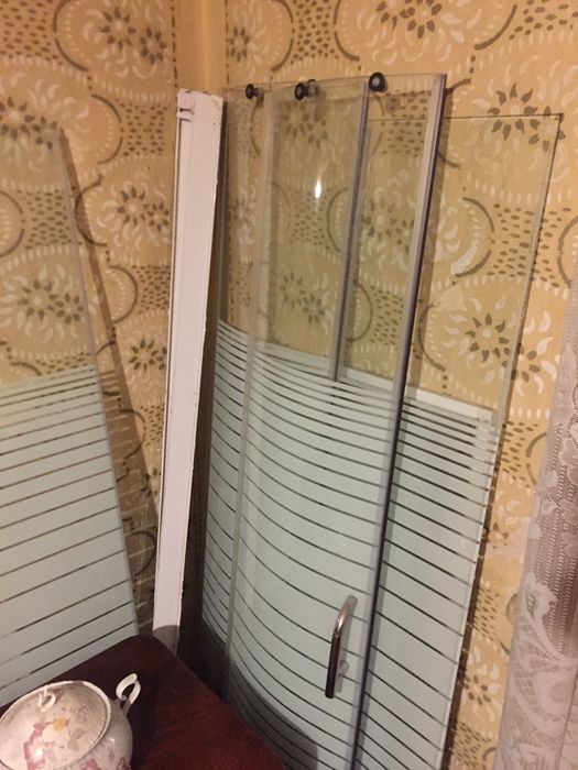 cabina de dus cu usi culisante