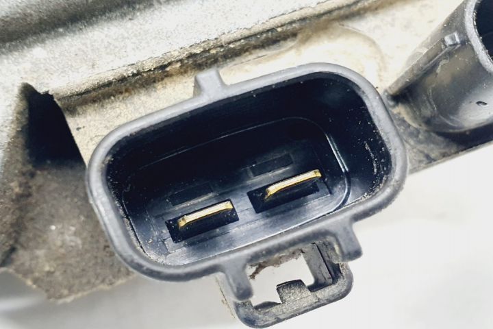 Senzor ax cu came stanga 4.6 benzina 1UR-FSE  130a0-38010 235100-0123 Lexus LS 4 F4  [din 2006 pana