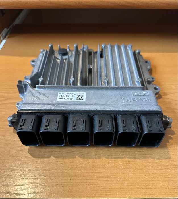 Ecu motor / Calculator motor BMW 740D G11, G12 : 8595105