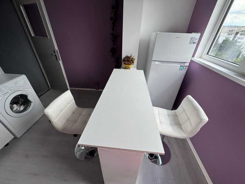 Дава се под наем Двустаен апартамент в София, Младост 1 - 47 кв.м за 518.67 € - Снимка #1