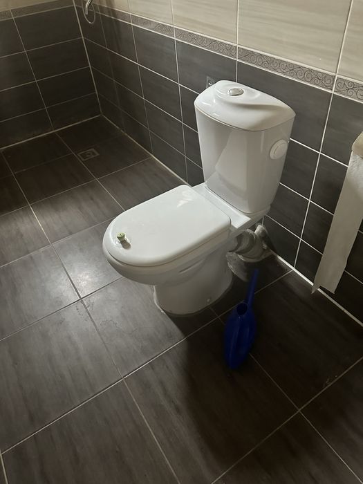 Унитаз в отличном состоянии