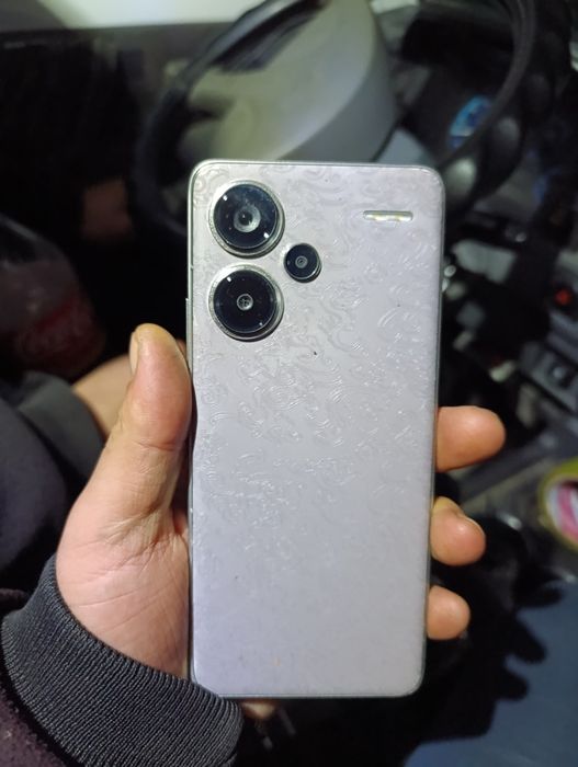 Redmi 13pro plus 5 sotiladi