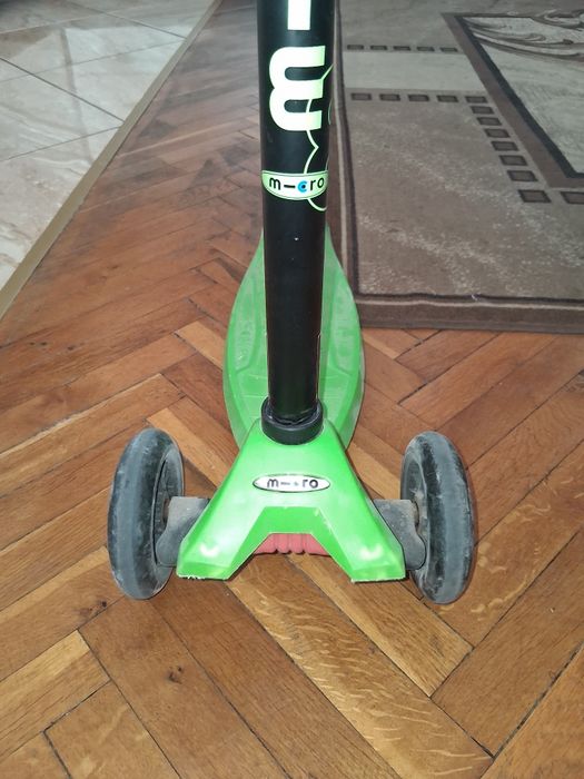 Продавам 2 детски използвани тротинетки