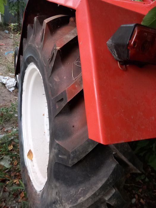 Vand sau schimb cu auto Universal 445