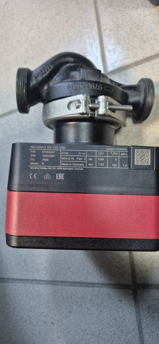 Помпа Grundfos Magna 3 25-100