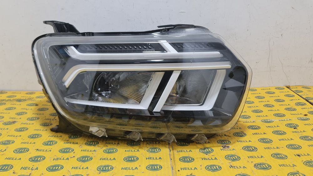 Far led Dacia Duster 2 facelift 260106194r alb