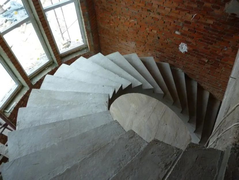 Делаем лестницы любой сложности