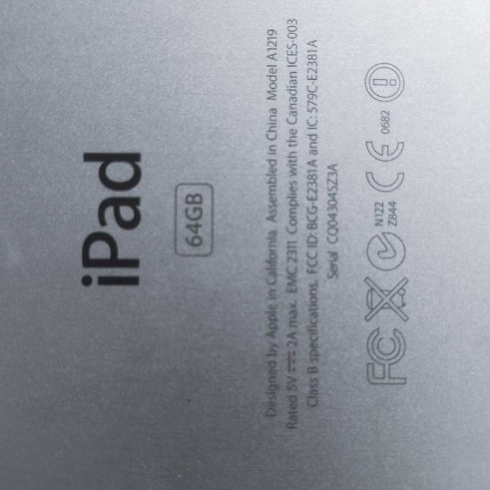 HP Pavilion DV7 Display 17,1.  Tableta I Pad 1 DEFECTE ptr. Piese!