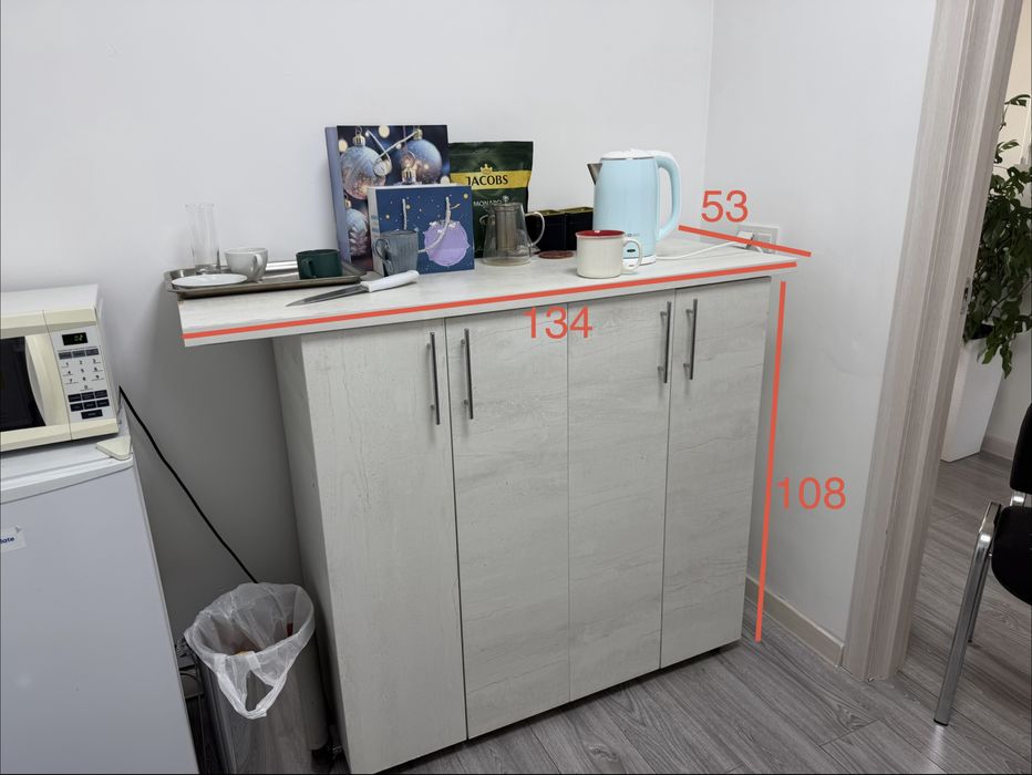 Шкаф небольшой