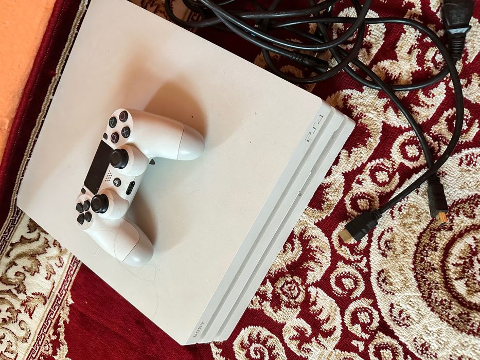 Ps4 pro 1 TB 1000