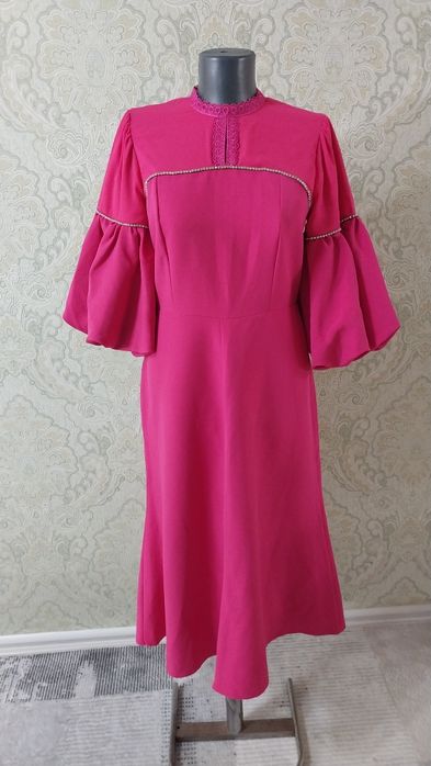 Платья вечерние почти новые