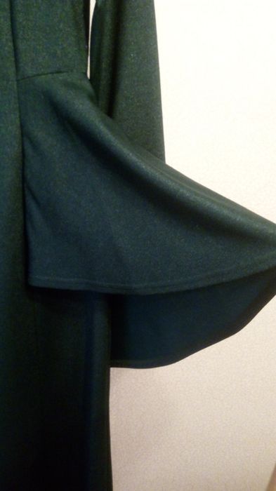 платье длинное с баской