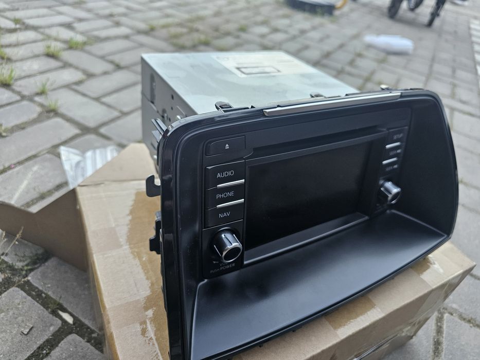 Navigatie originala Mazda 6