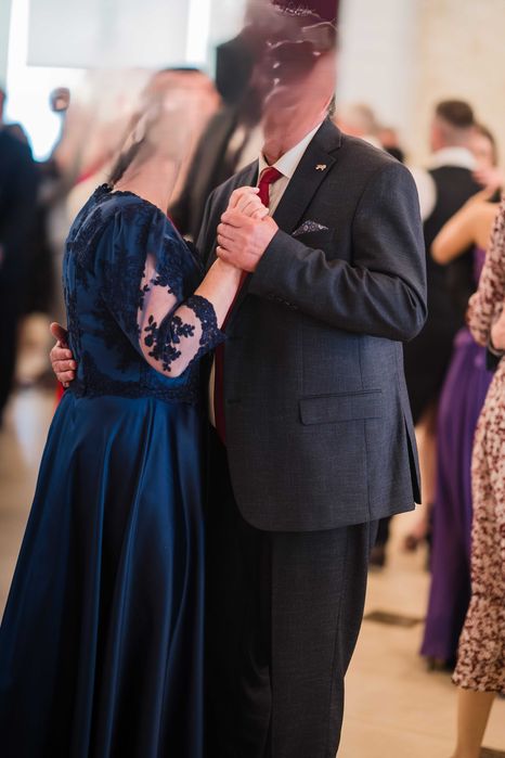 Rochie de nunta - inaltime 1.60 si greutate 64 kg