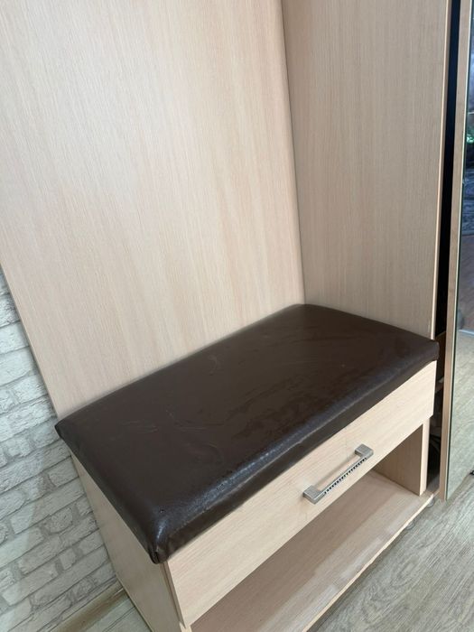 Продам прихожку в хорошем состояние