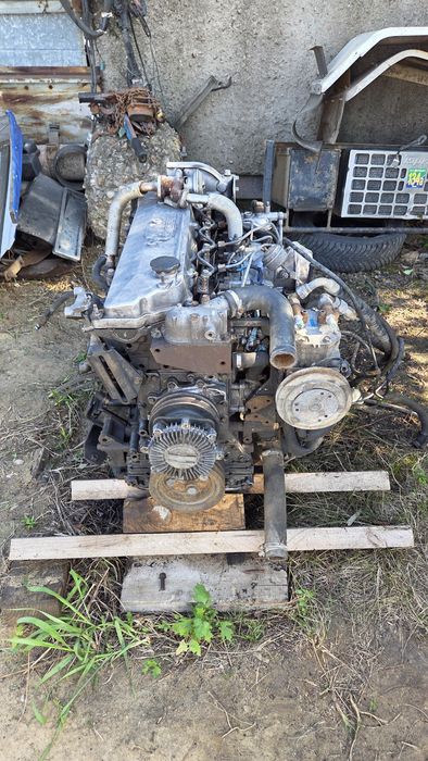 Двигатель 4hf1 , isuzu Mazda mitsubishi